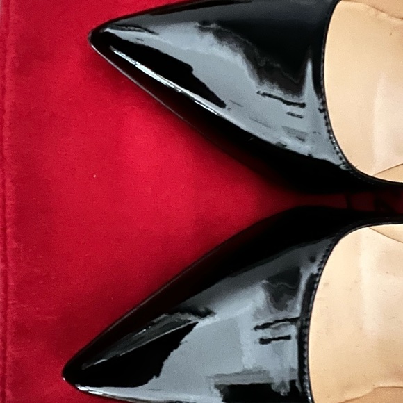 Like new Christian Louboutin 35.5 - Picture 7 of 7